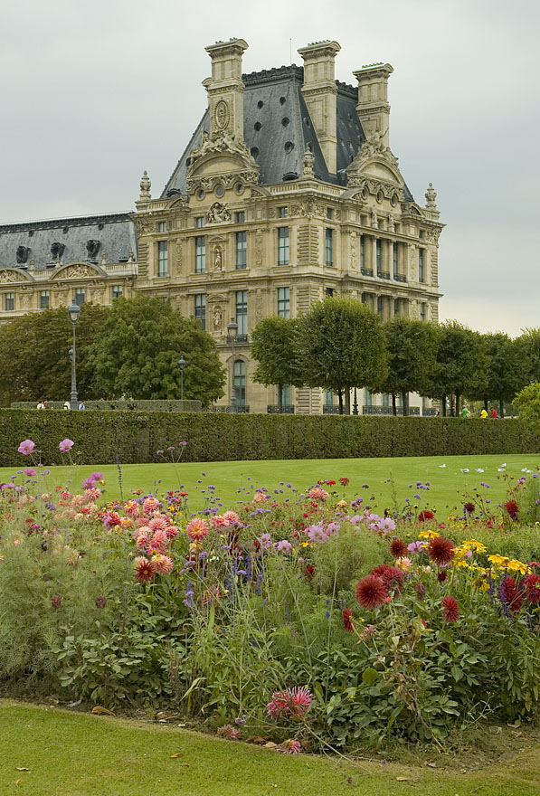 122 And now in Paris - Louvre